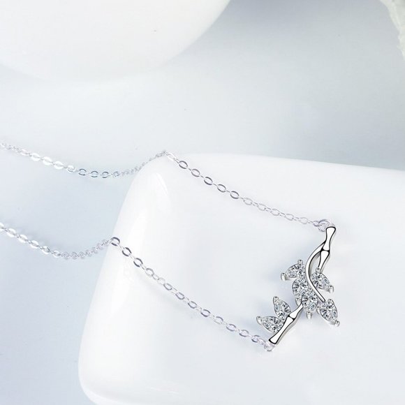 NEW Sterling silver LEAF Necklace - Picture 3 of 3